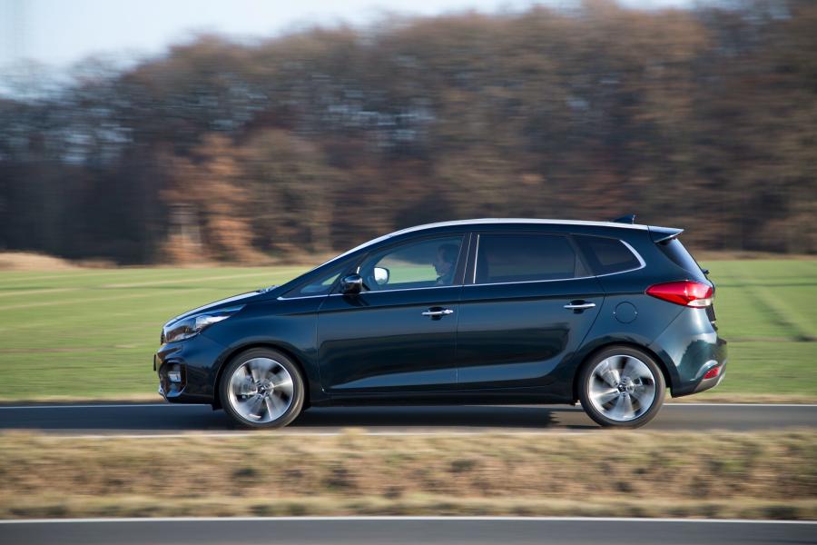  Kia Carens EcoDynamics 2016 года  (WW) (фото 14 из 27)